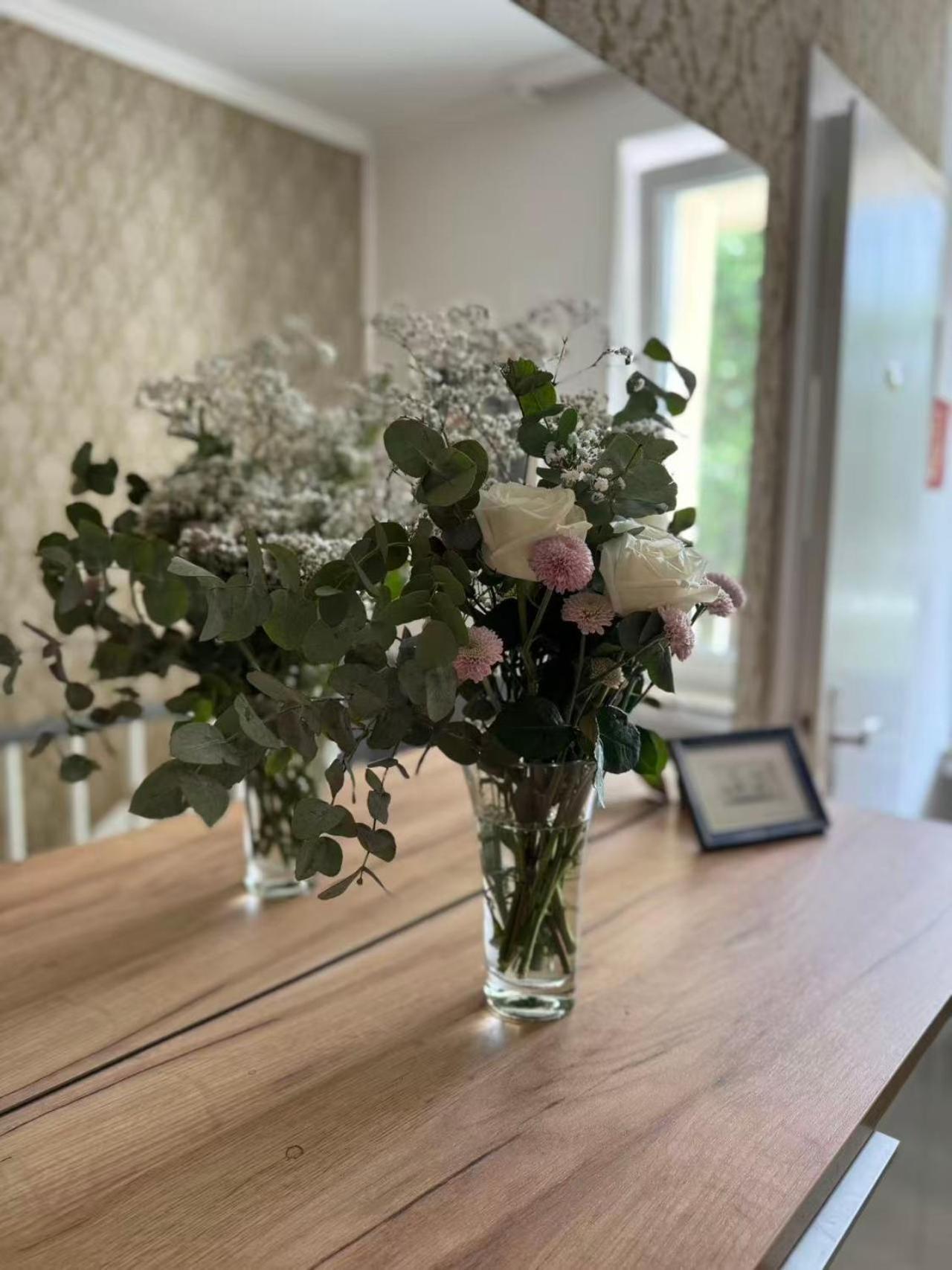 Hotel Am Ehrenhof 2*